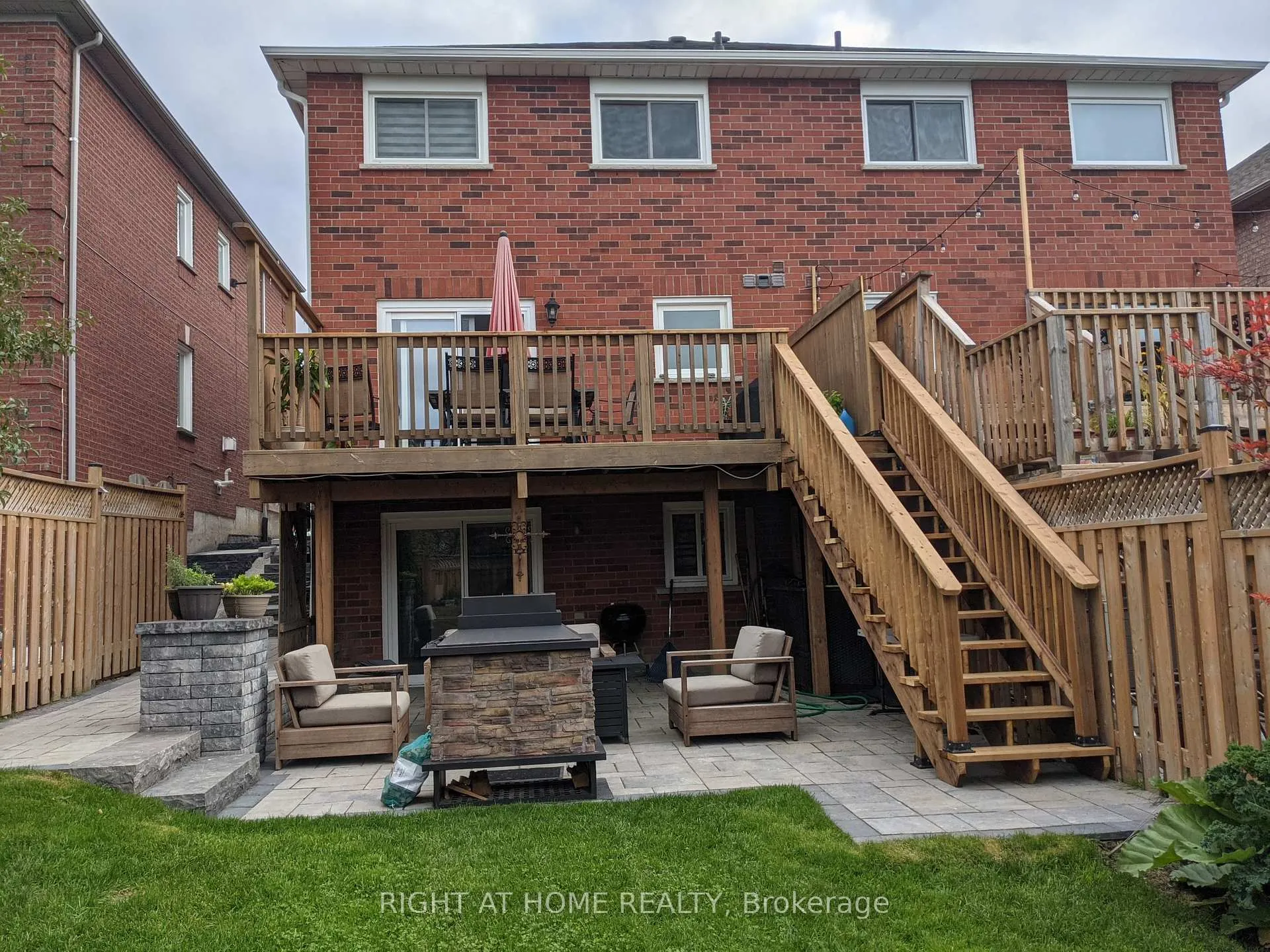 Photo 5 of 53 Primeau Drive, Aurora, Aurora Grove — HOMEH