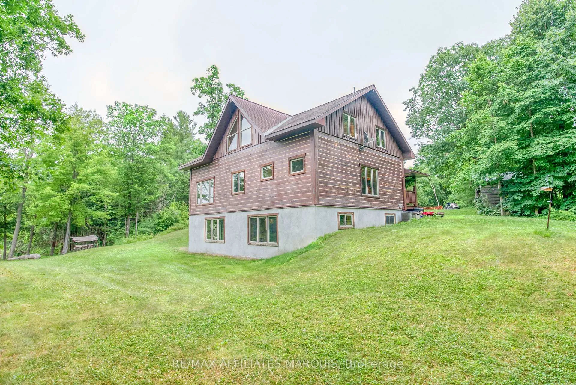 Photo 4 of 1510 Devil Lake Road, Frontenac, Frontenac South — HOMEH