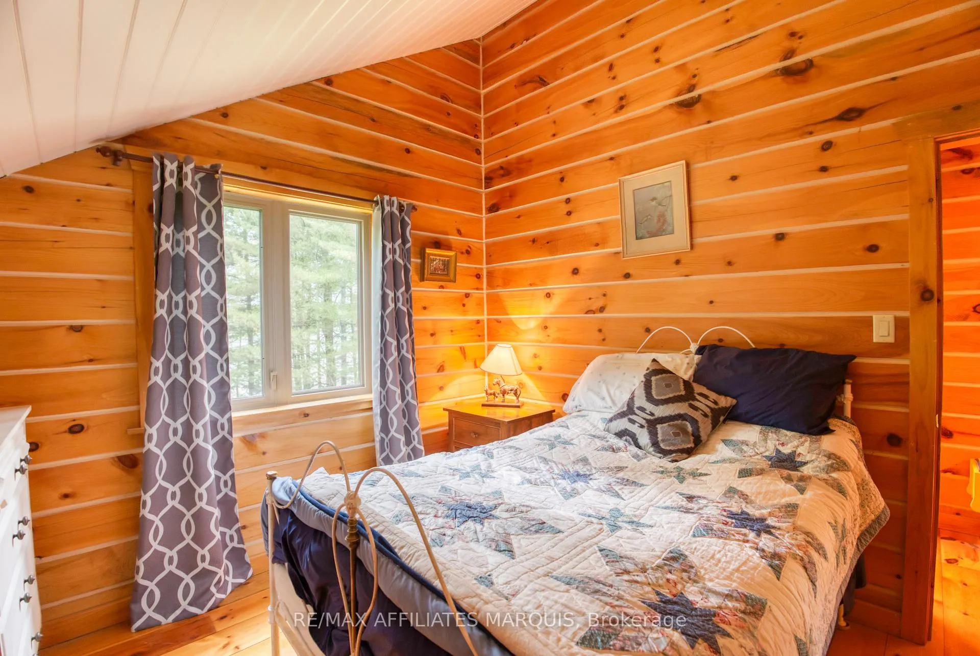 Photo 37 of 1510 Devil Lake Road, Frontenac, Frontenac South — HOMEH