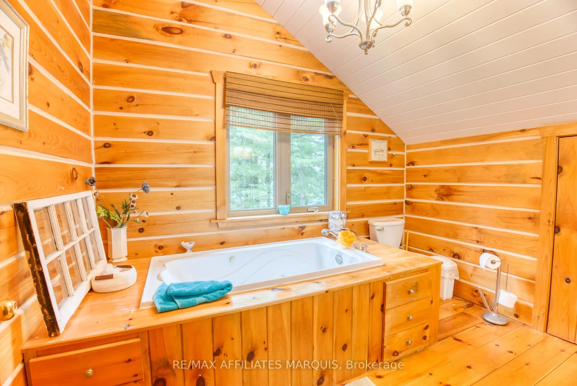 Photo 38 of 1510 Devil Lake Road, Frontenac, Frontenac South — HOMEH