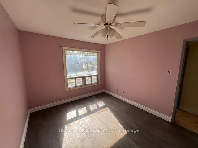 Photo 12 of 12 sultan pool Drive E, Etobicoke, West Humber-Clairville — HOMEH