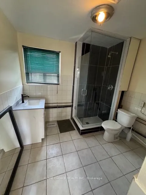 Photo 26 of 12 sultan pool Drive E, Etobicoke, West Humber-Clairville — HOMEH