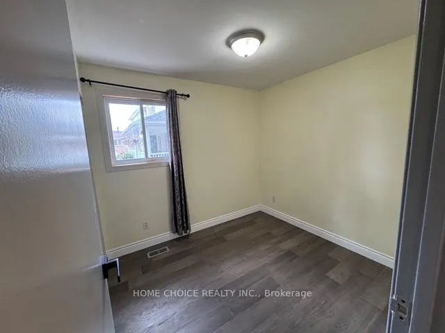 Photo 31 of 12 sultan pool Drive E, Etobicoke, West Humber-Clairville — HOMEH