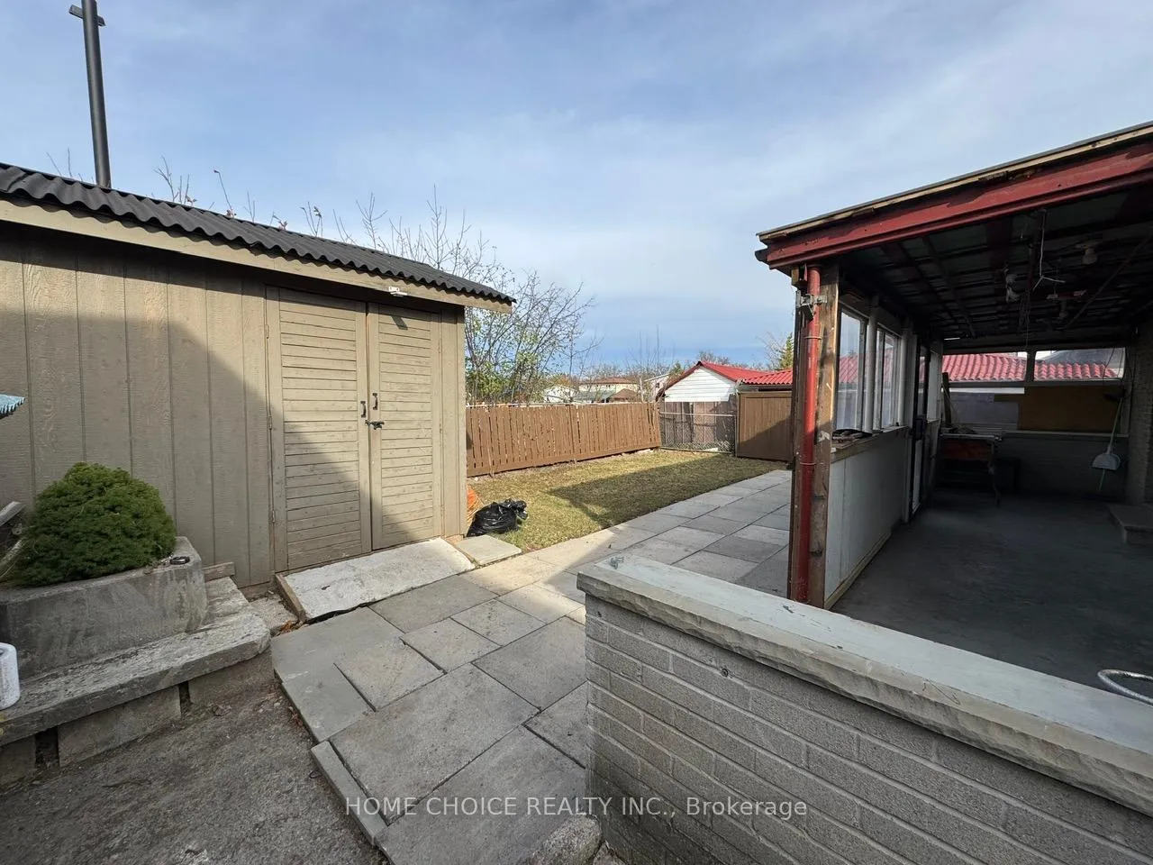 Photo 32 of 12 sultan pool Drive E, Etobicoke, West Humber-Clairville — HOMEH
