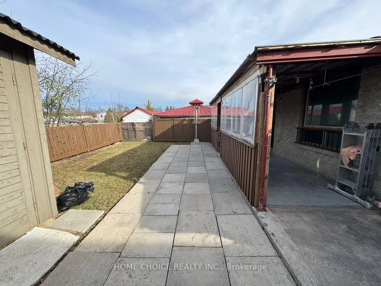 Photo 34 of 12 sultan pool Drive E, Etobicoke, West Humber-Clairville — HOMEH