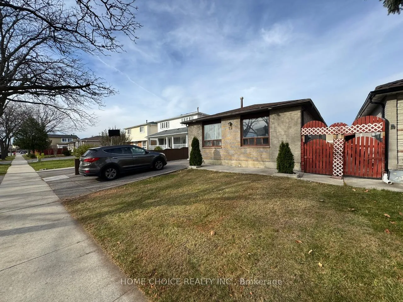 Photo 40 of 12 sultan pool Drive E, Etobicoke, West Humber-Clairville — HOMEH