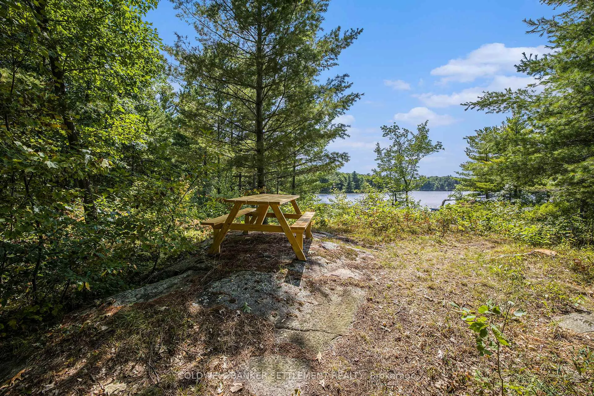 Photo 3 of 1855 Cross Road, Frontenac, Frontenac Centre — HOMEH