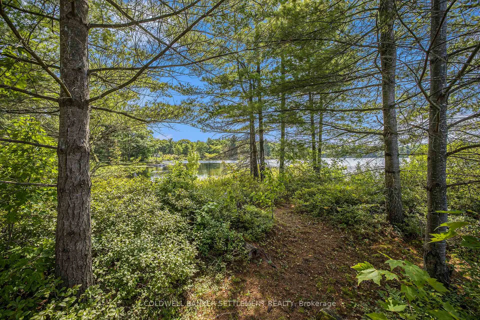 Photo 5 of 1855 Cross Road, Frontenac, Frontenac Centre — HOMEH