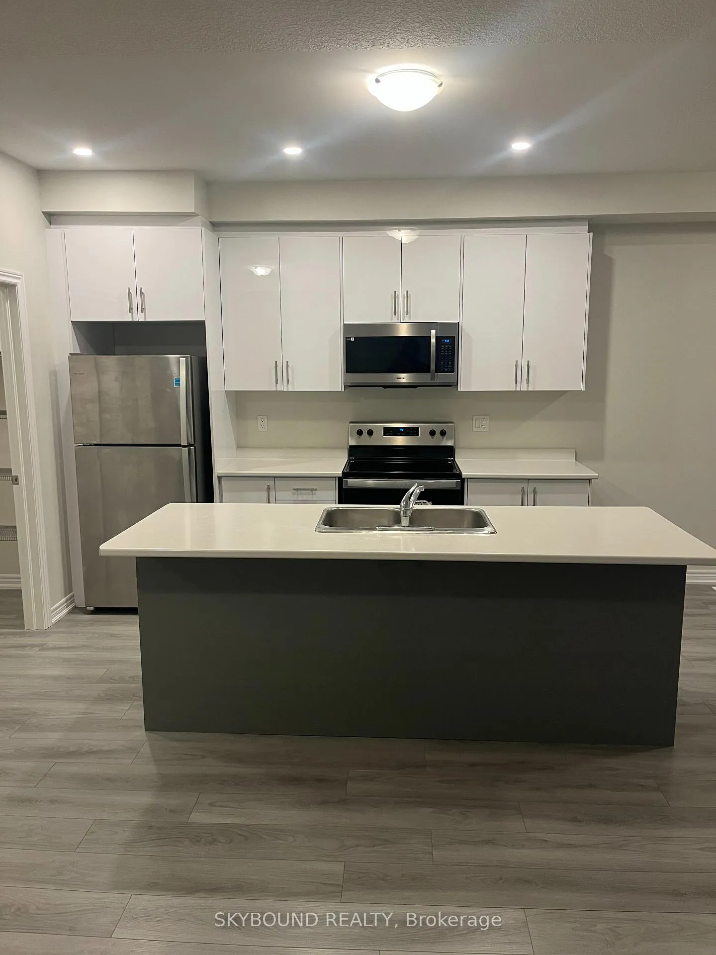 Photo 11 of Unit 55, 40 Zinfandel Drive, Hamilton, Winona — HOMEH