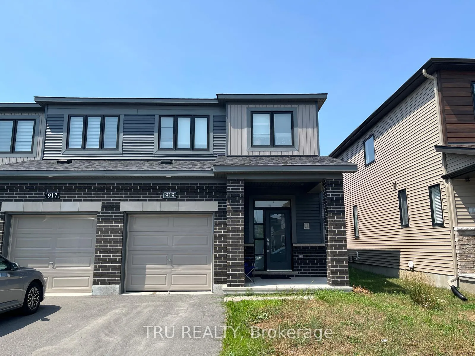 Photo 1 of 919 Athenry Court, Ottawa, Barrhaven - Half Moon Bay — HOMEH