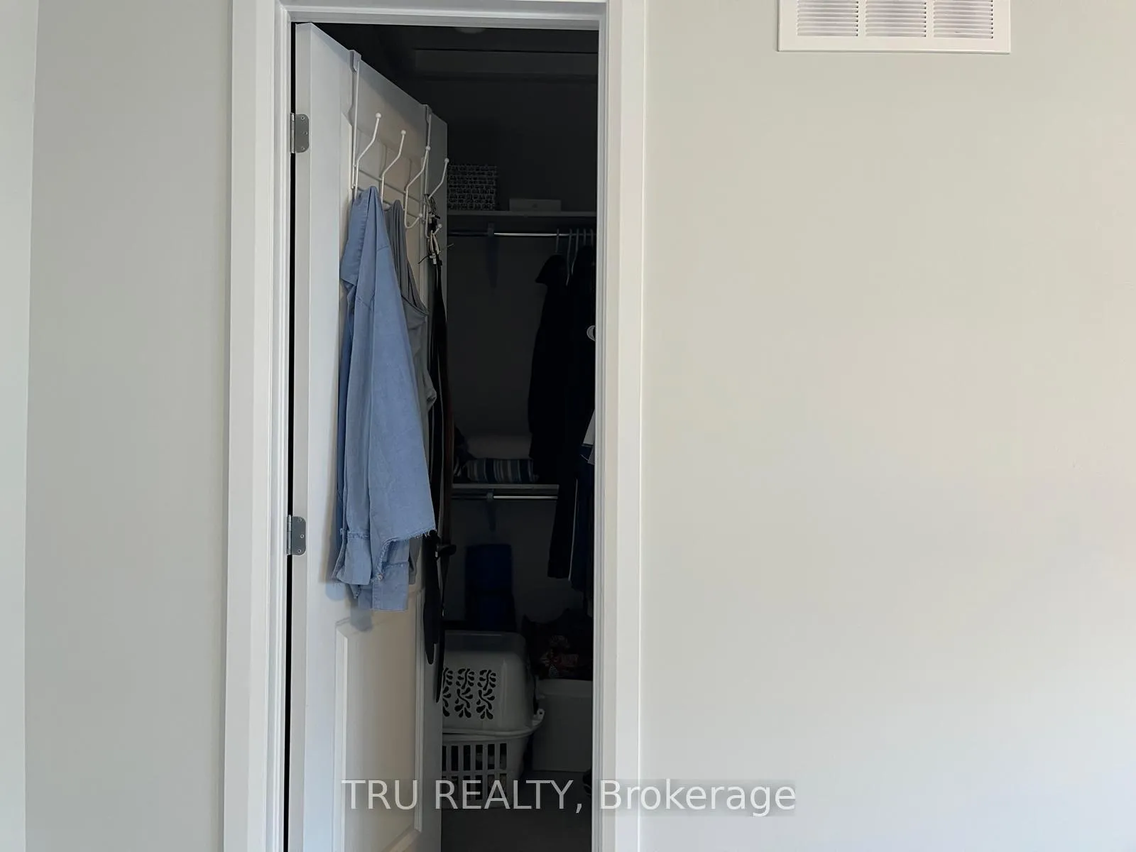 Photo 21 of 919 Athenry Court, Ottawa, Barrhaven - Half Moon Bay — HOMEH