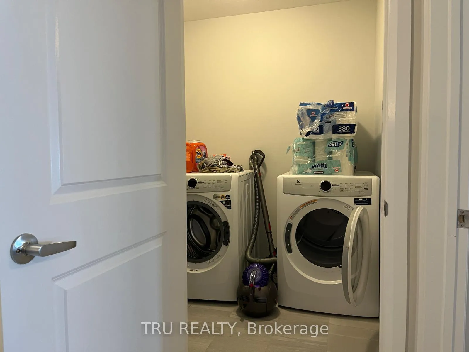 Photo 28 of 919 Athenry Court, Ottawa, Barrhaven - Half Moon Bay — HOMEH