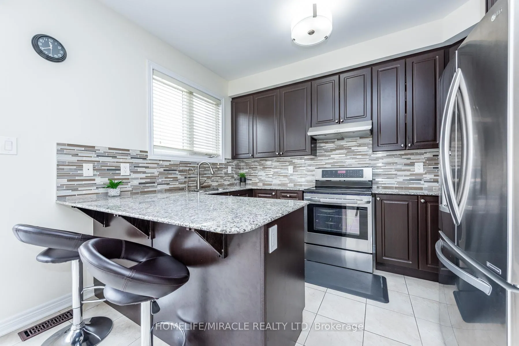 Photo 15 of 84 Rockman Crescent, Brampton, Northwest Brampton — HOMEH