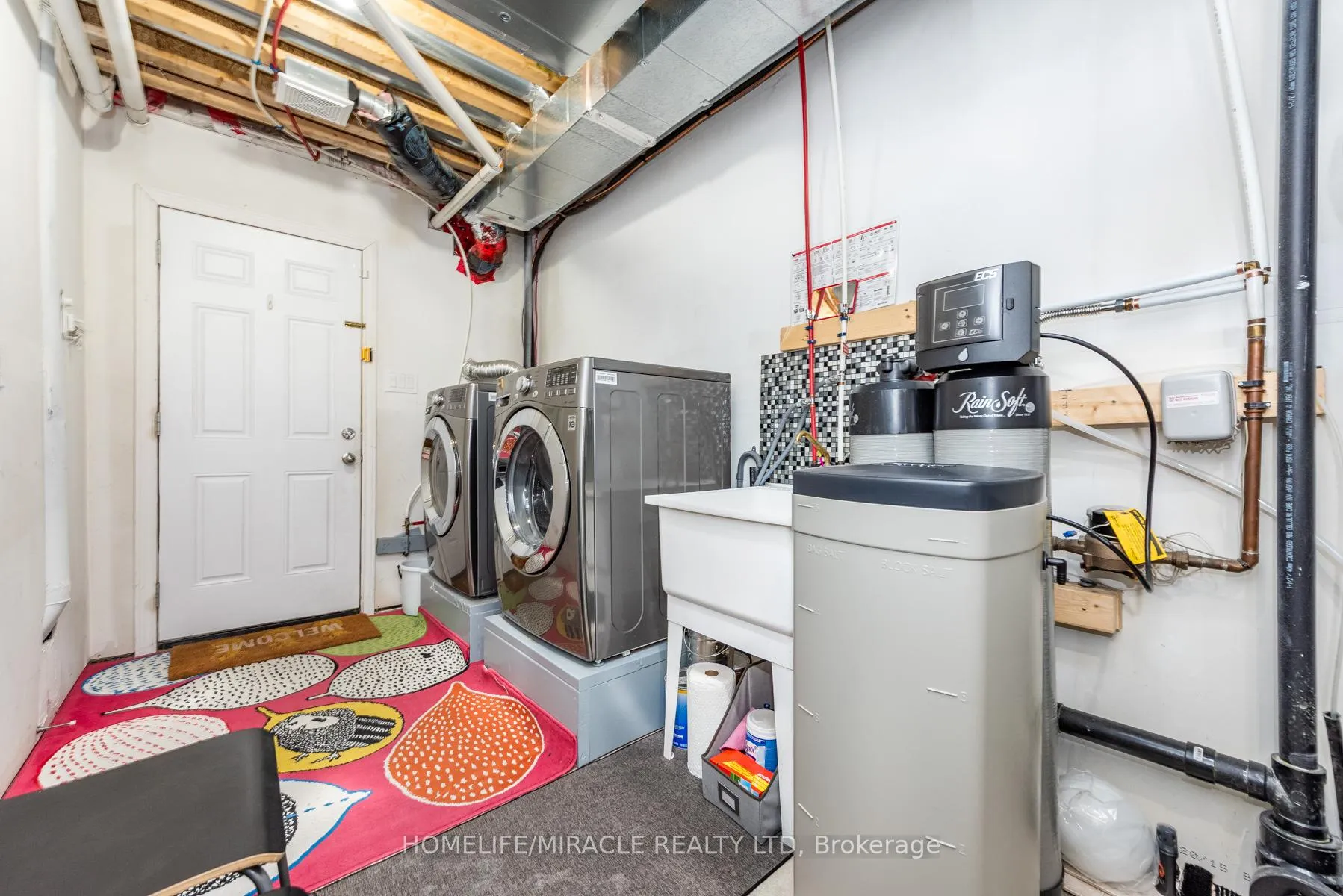 Photo 33 of 84 Rockman Crescent, Brampton, Northwest Brampton — HOMEH
