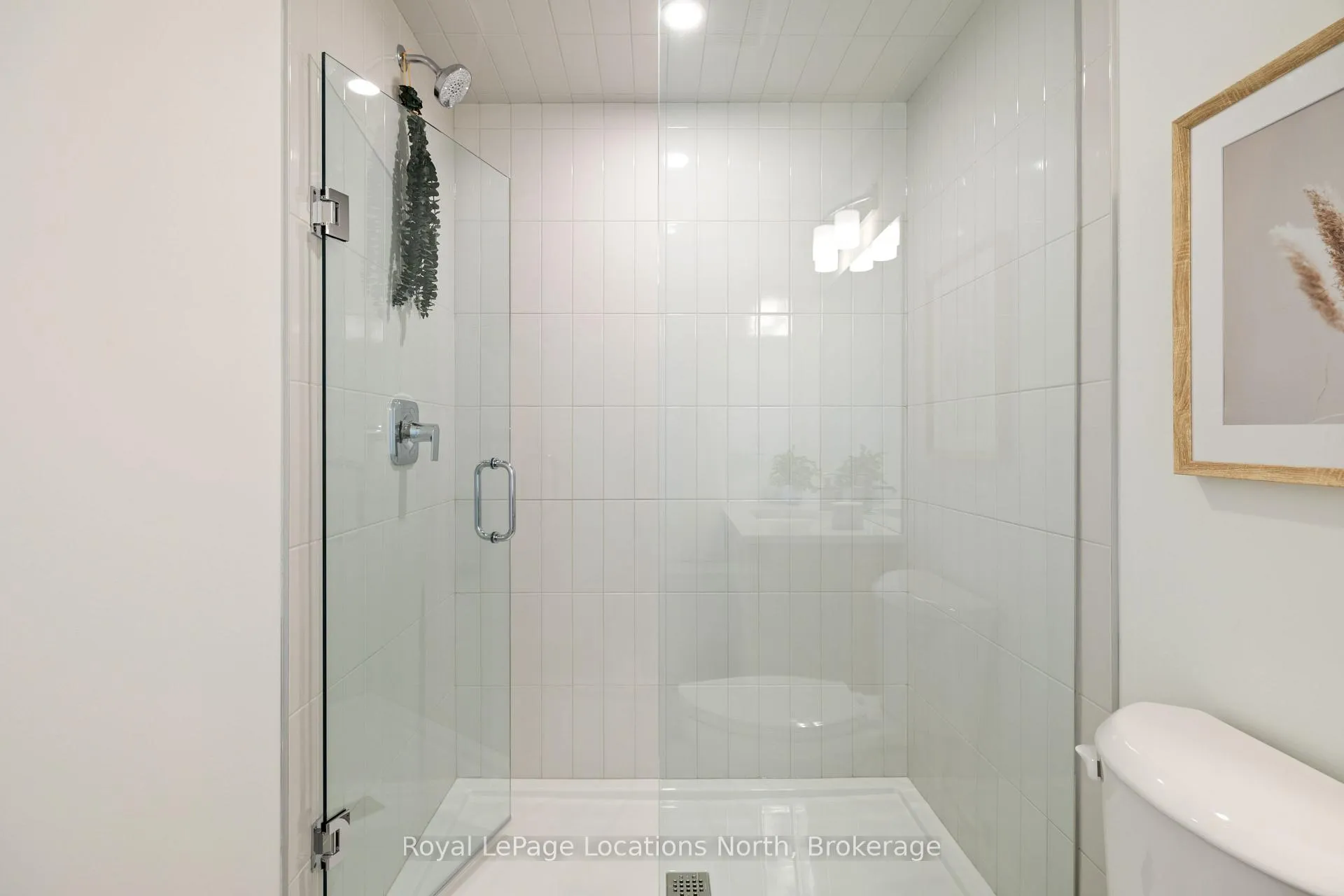 Photo 30 of 28 Swain Crescent, Collingwood — HOMEH