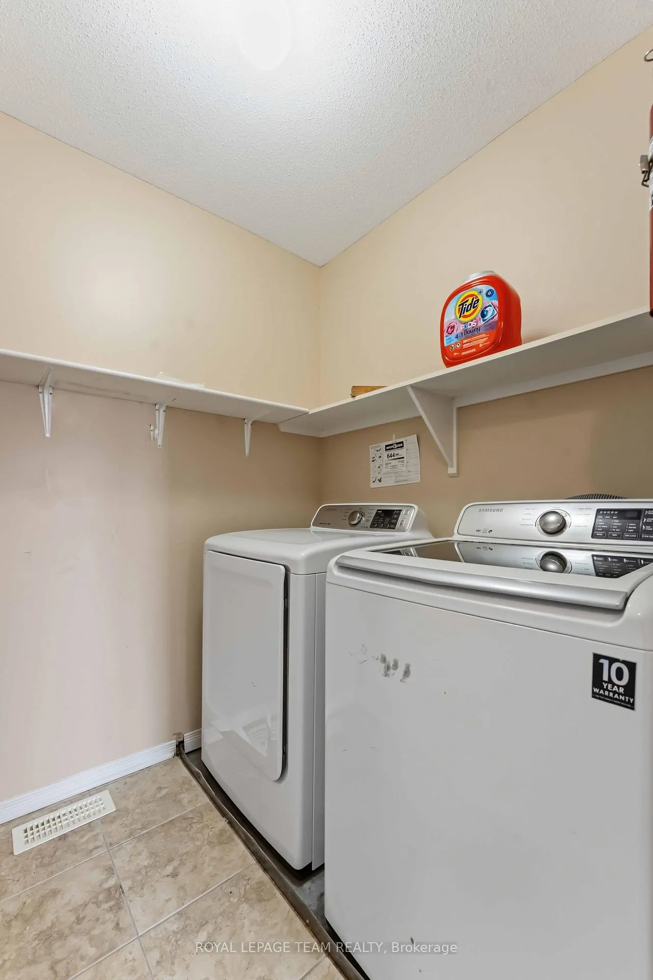 Photo 17 of 136 Calaveras Avenue, Ottawa, Barrhaven - Longfields — HOMEH