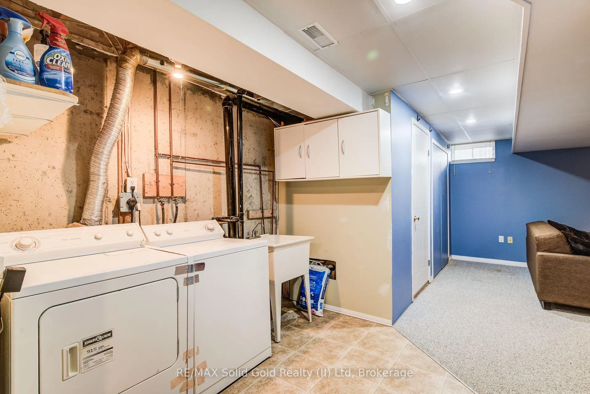 Photo 31 of 90 Mooregate Crescent, Kitchener, Victoria Hills — HOMEH