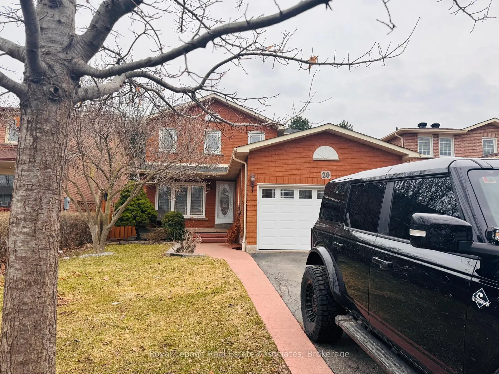 Photo 1 of Unit LOWER, 20 Inverary Drive, Brampton, Fletcher's Creek South — HOMEH