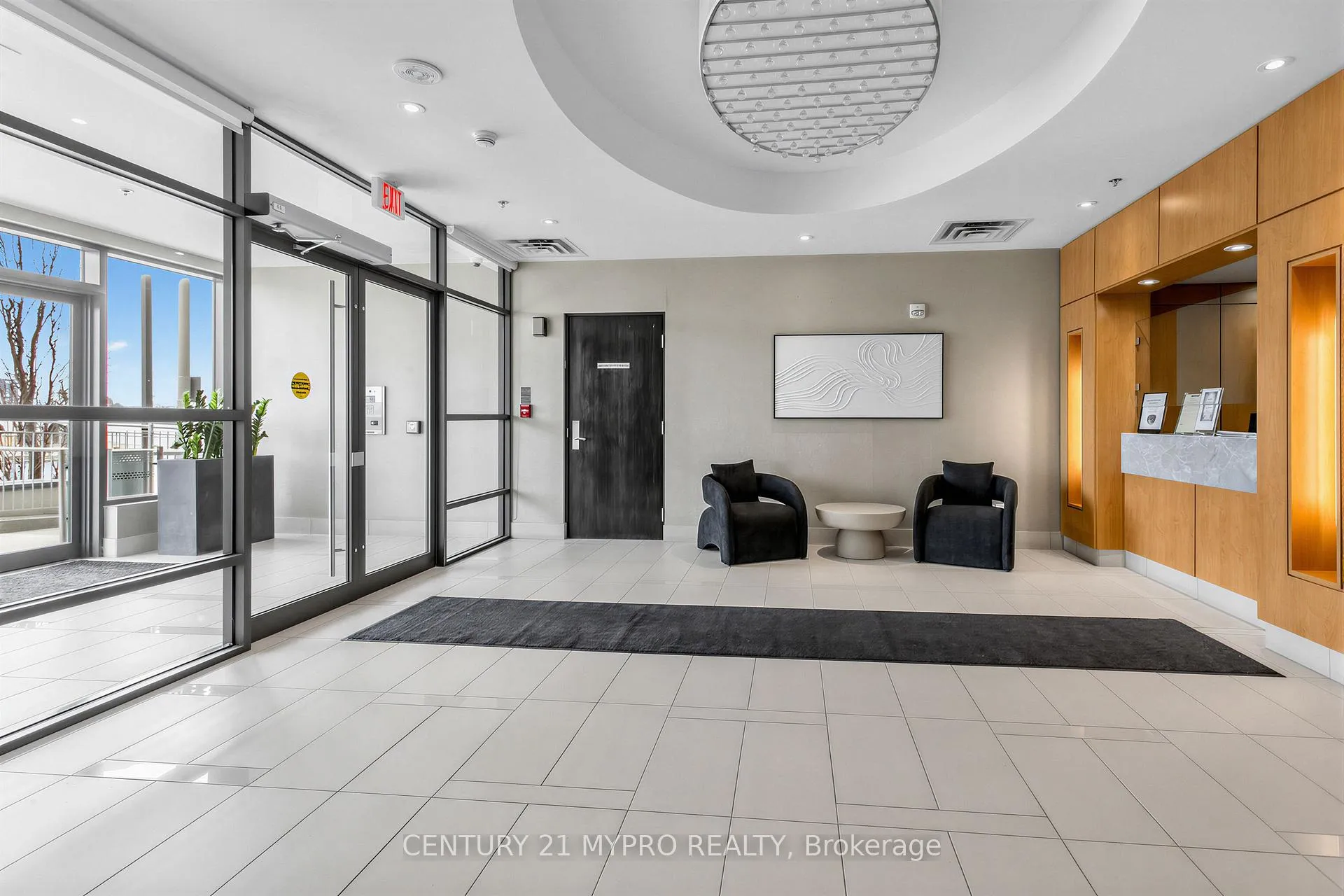 Photo 4 of Unit 605, 840 Queens Plate Drive, Etobicoke, West Humber-Clairville — HOMEH