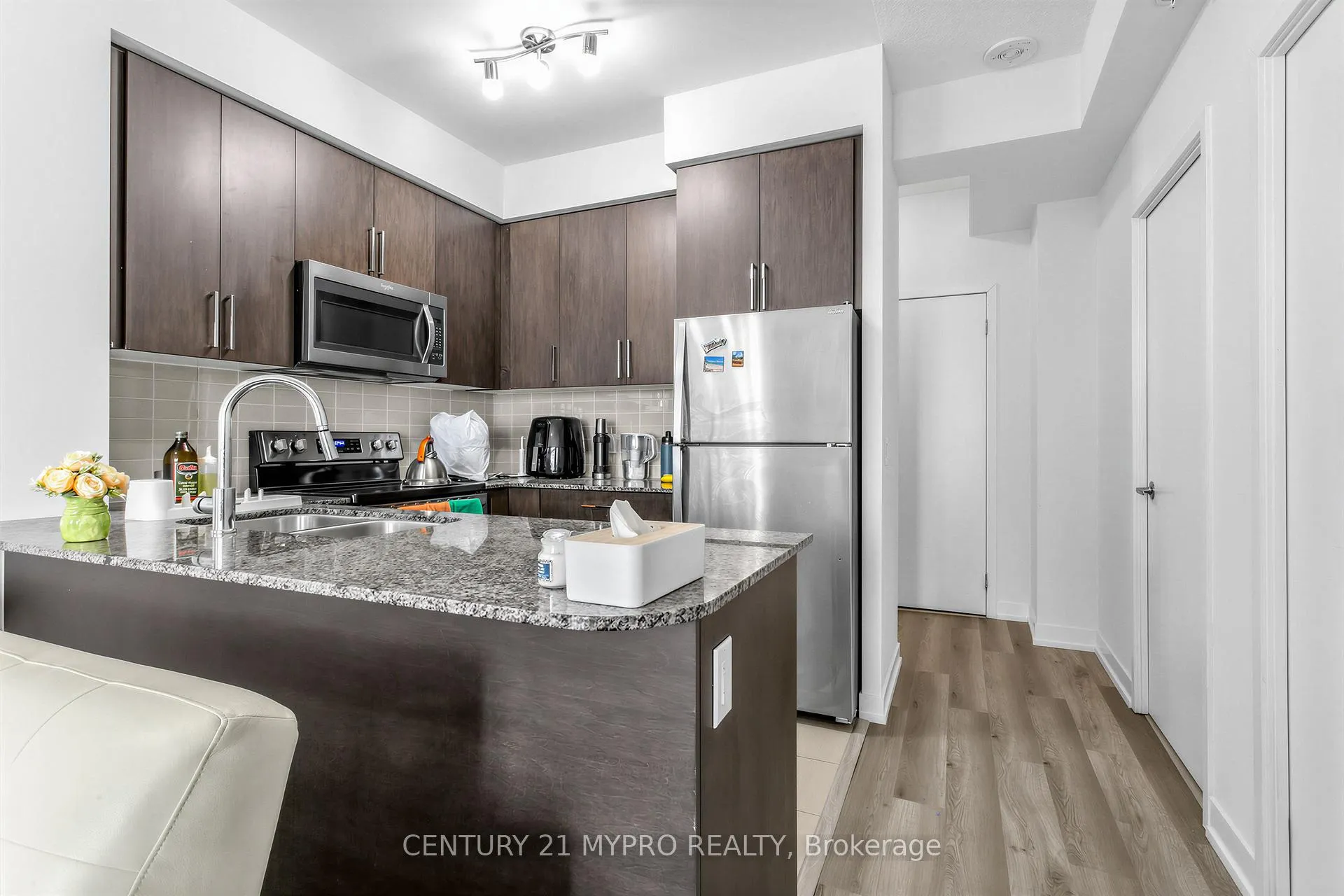 Photo 10 of Unit 605, 840 Queens Plate Drive, Etobicoke, West Humber-Clairville — HOMEH