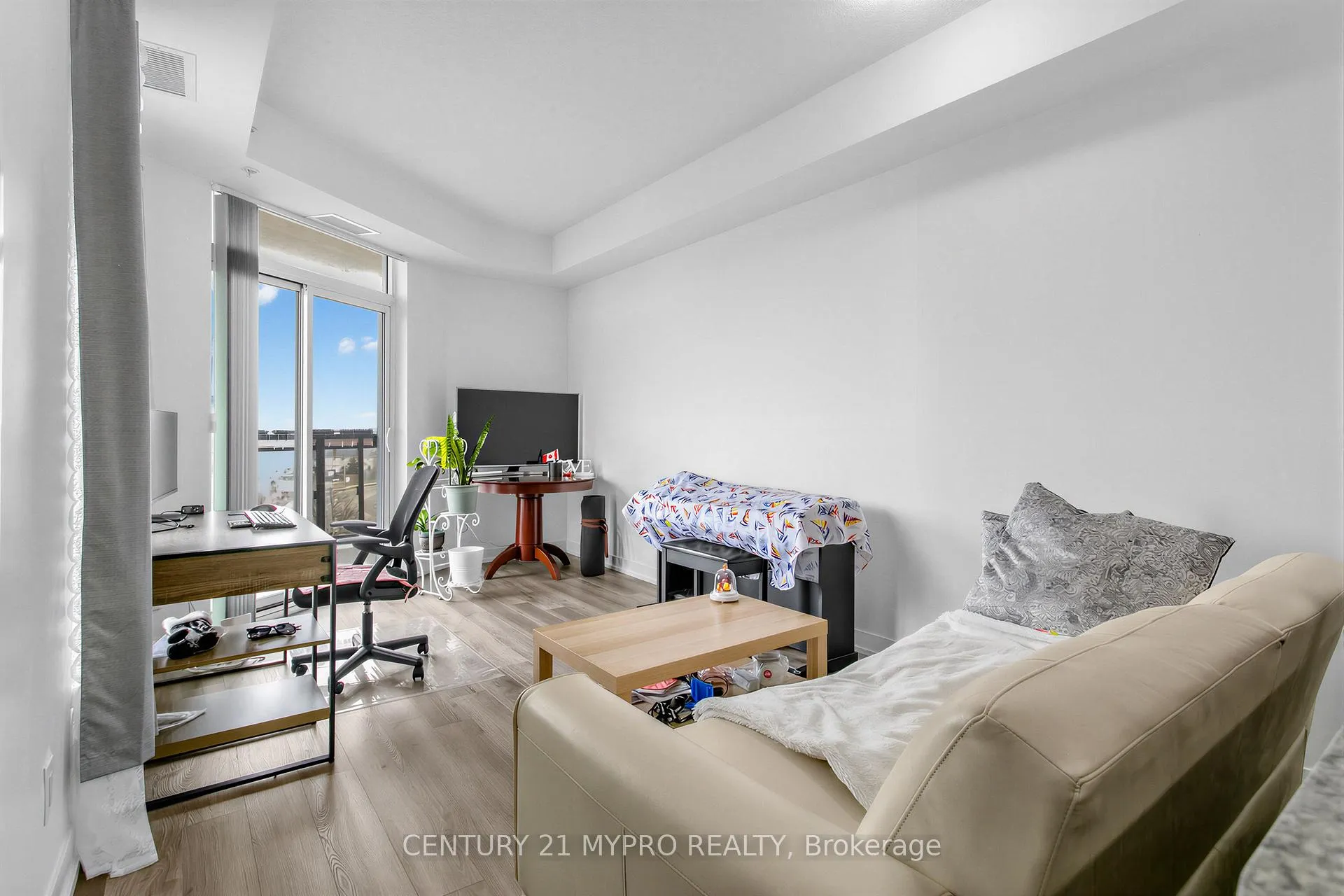 Photo 13 of Unit 605, 840 Queens Plate Drive, Etobicoke, West Humber-Clairville — HOMEH