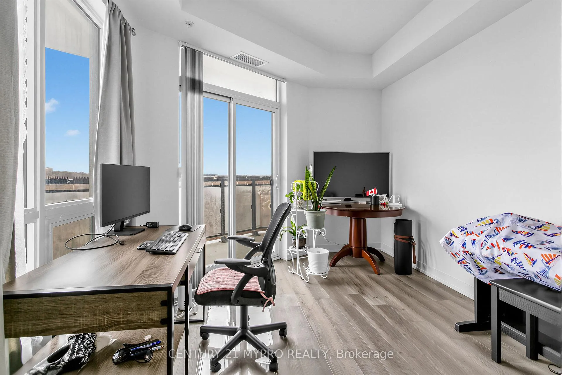 Photo 14 of Unit 605, 840 Queens Plate Drive, Etobicoke, West Humber-Clairville — HOMEH