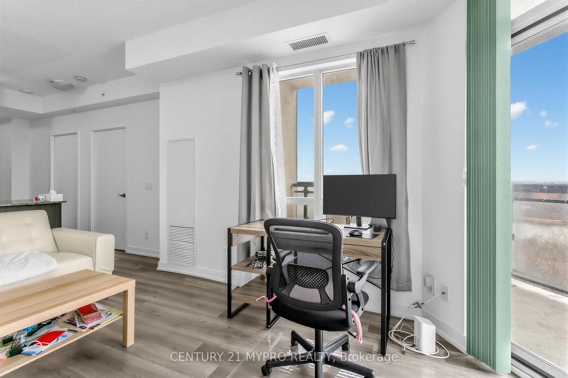 Photo 15 of Unit 605, 840 Queens Plate Drive, Etobicoke, West Humber-Clairville — HOMEH
