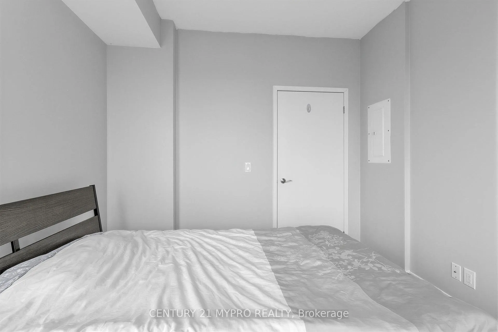 Photo 19 of Unit 605, 840 Queens Plate Drive, Etobicoke, West Humber-Clairville — HOMEH