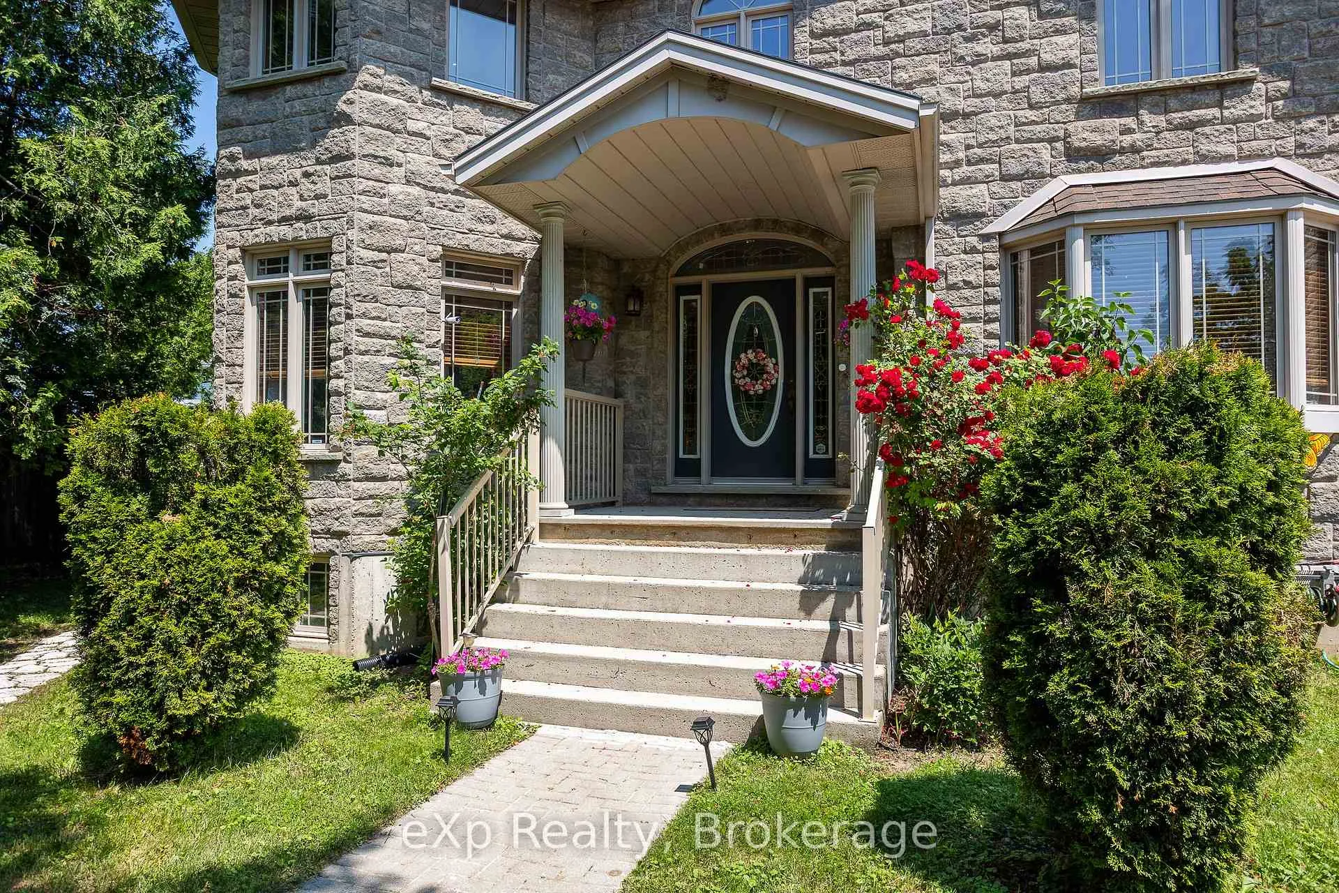 Photo 2 of 910 26th Street E, Owen Sound — HOMEH