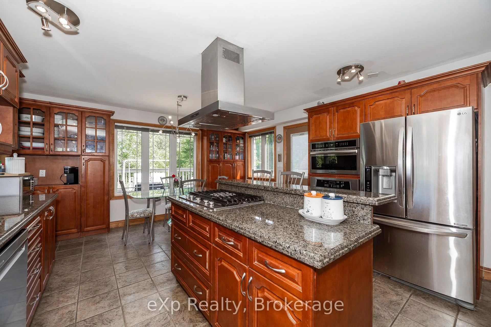 Photo 7 of 910 26th Street E, Owen Sound — HOMEH