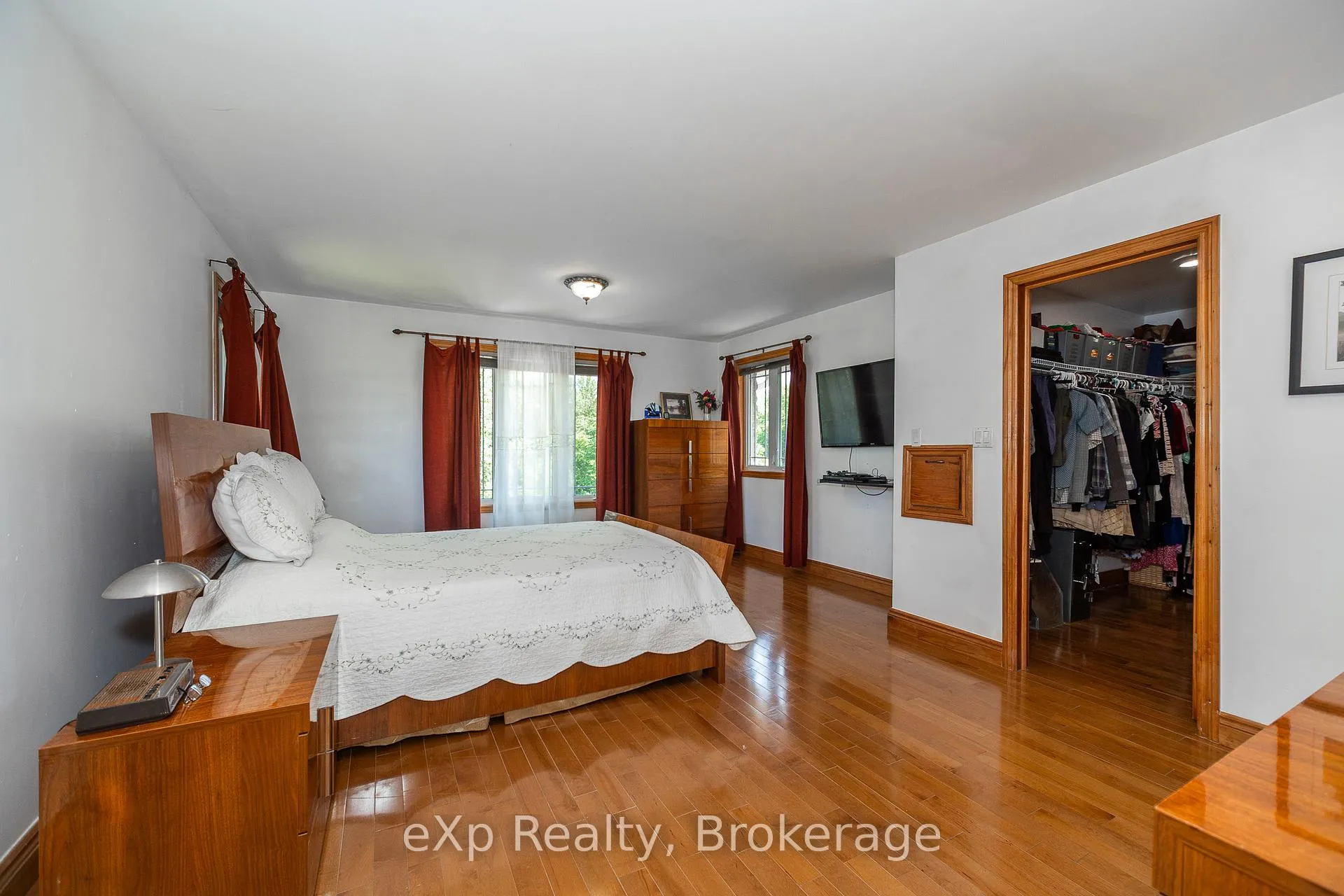 Photo 22 of 910 26th Street E, Owen Sound — HOMEH