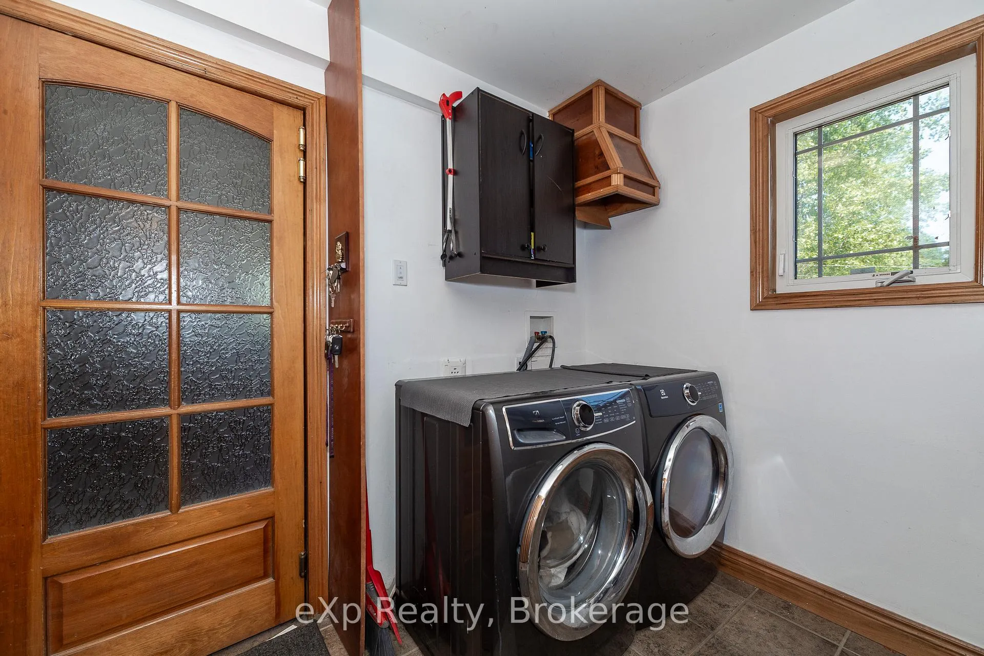 Photo 36 of 910 26th Street E, Owen Sound — HOMEH