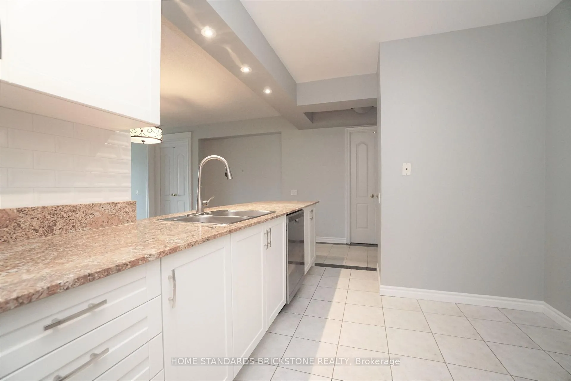 Photo 9 of Unit 715, 18 Willam Carson Crescent, North York, St. Andrew-Windfields — HOMEH