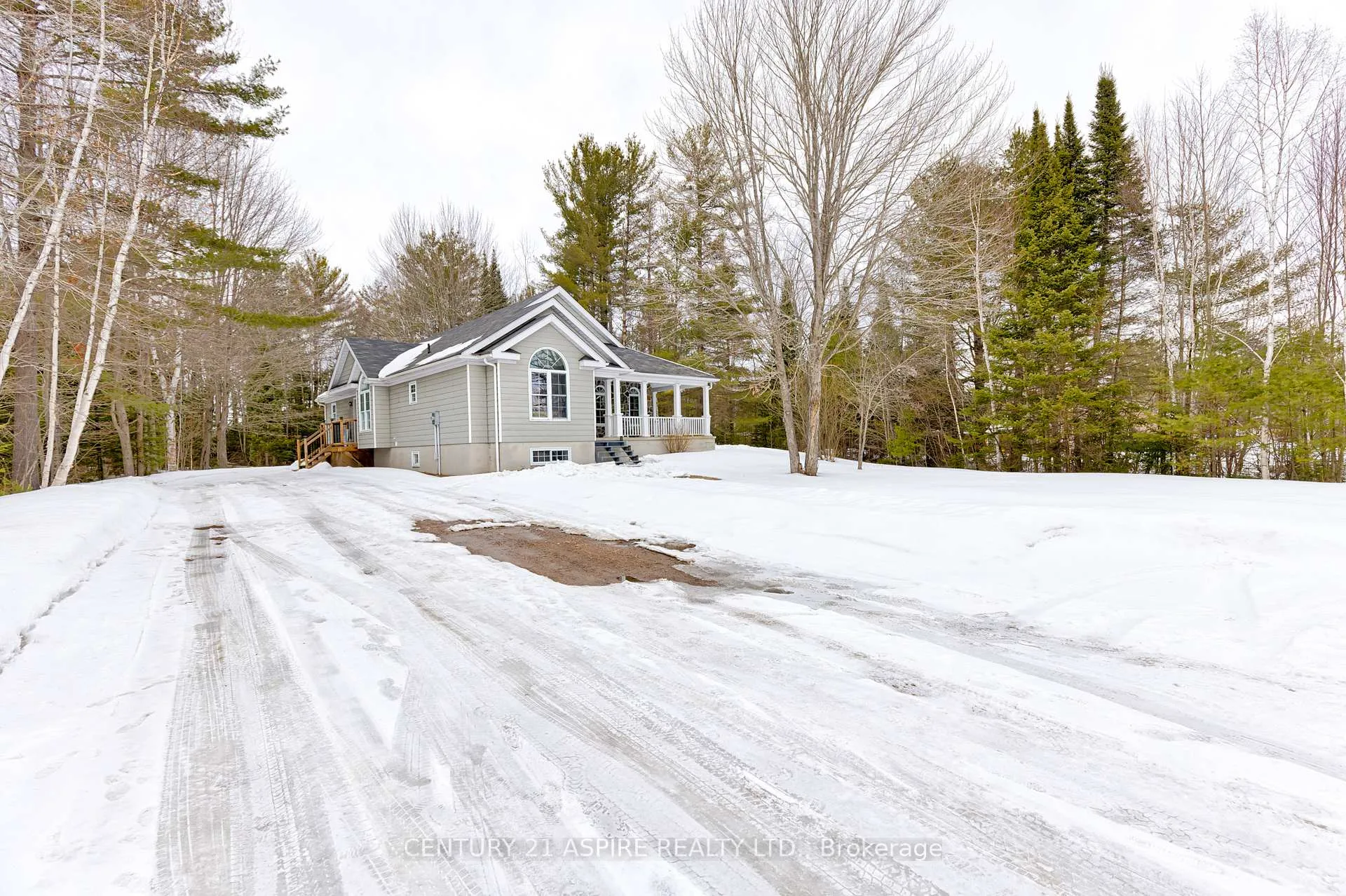 Photo 2 of 544 Achray Road, Petawawa — HOMEH