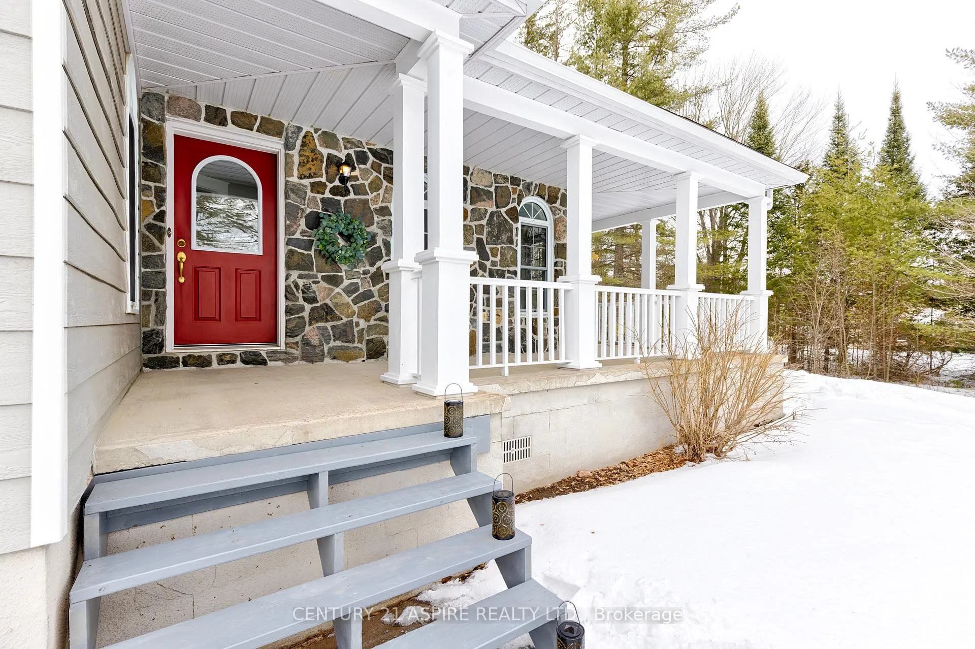 Photo 5 of 544 Achray Road, Petawawa — HOMEH