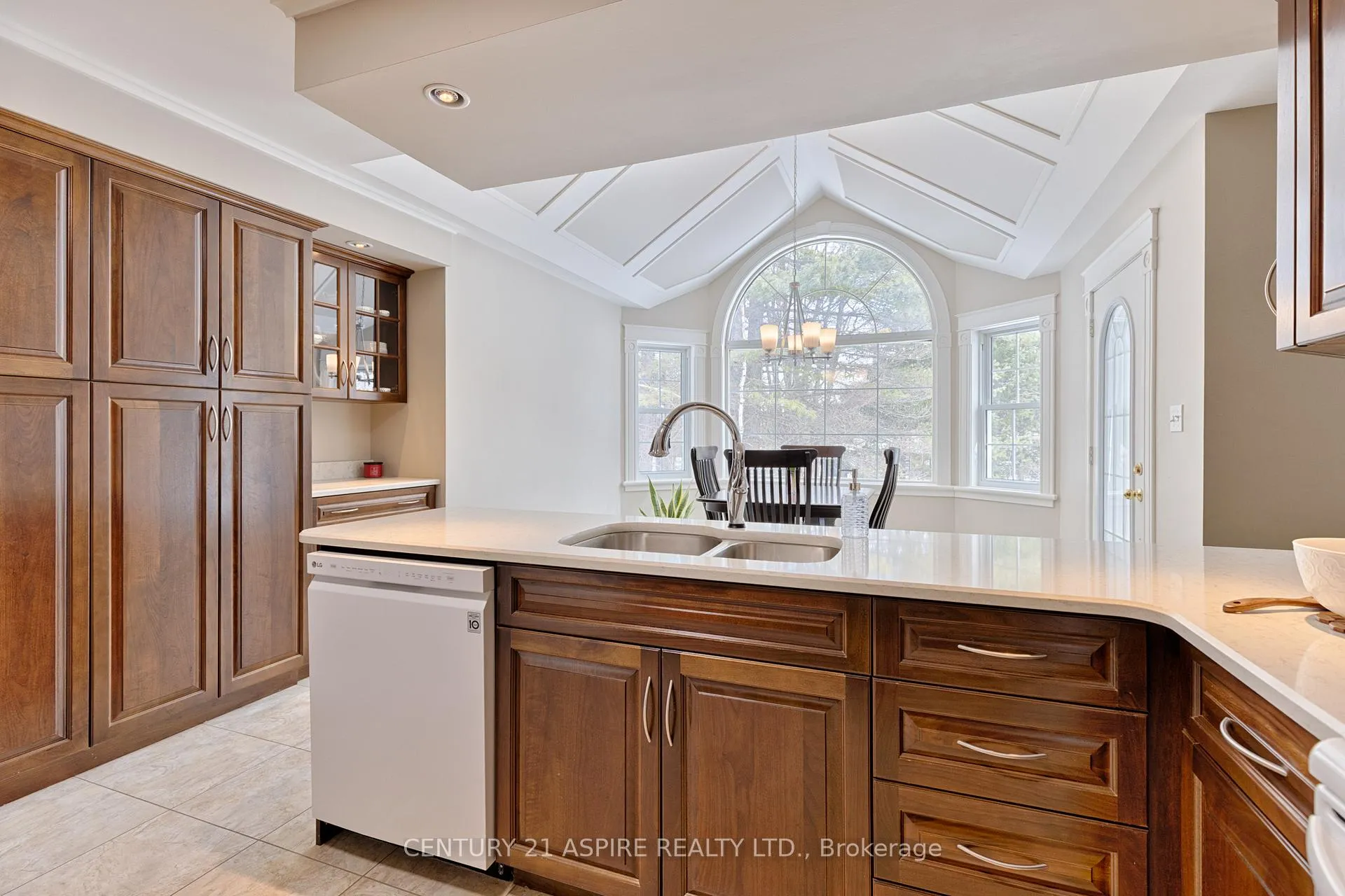 Photo 11 of 544 Achray Road, Petawawa — HOMEH