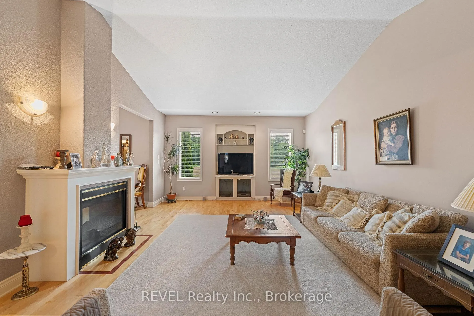 Photo 9 of 5 Beechwood Crescent, Pelham, Fonthill — HOMEH