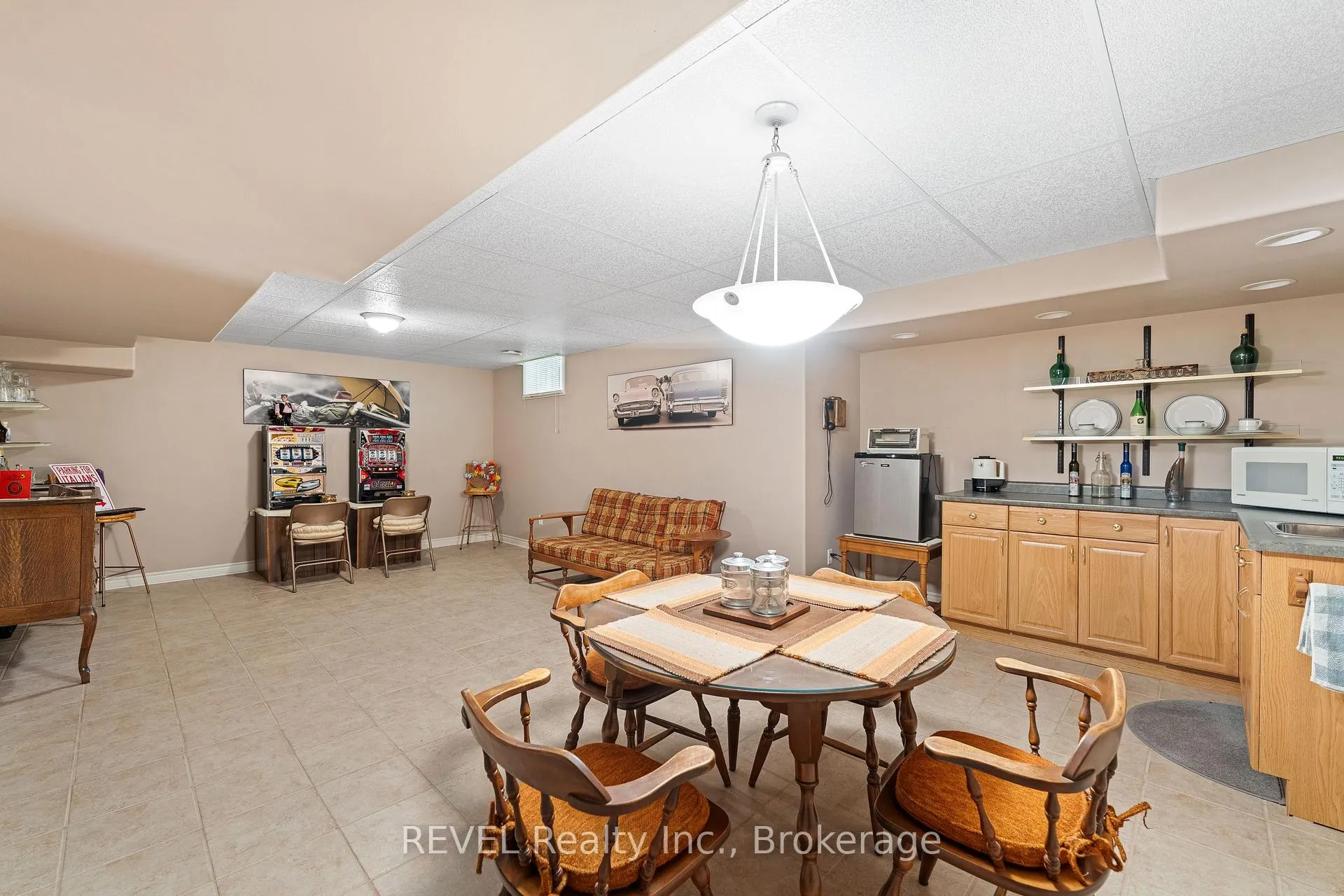 Photo 35 of 5 Beechwood Crescent, Pelham, Fonthill — HOMEH