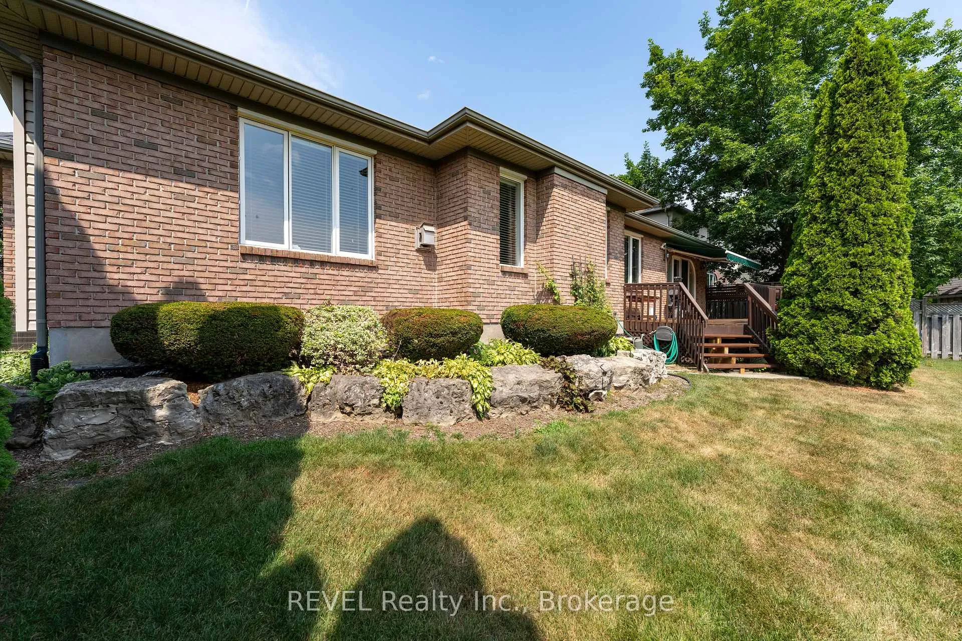 Photo 43 of 5 Beechwood Crescent, Pelham, Fonthill — HOMEH