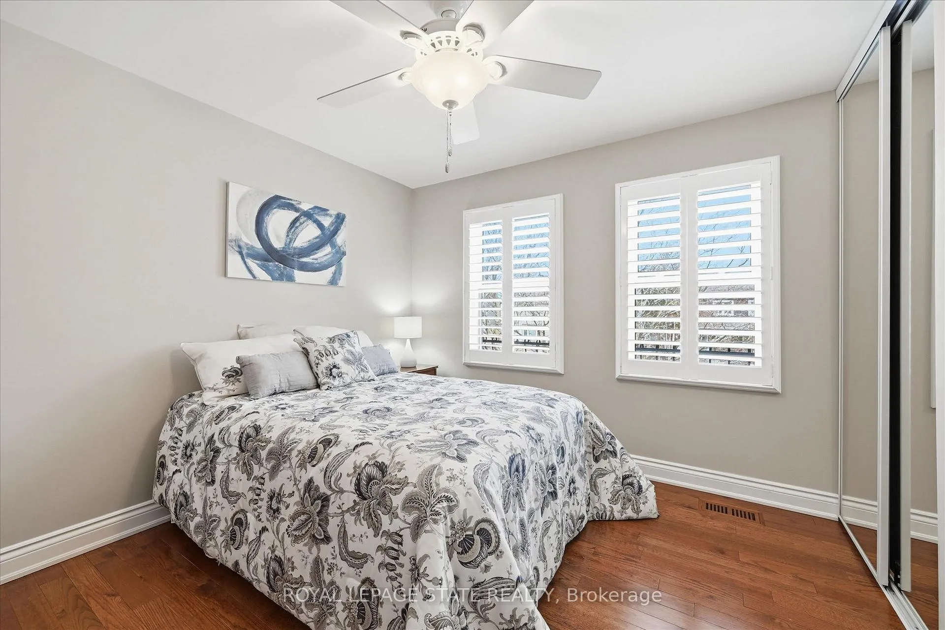 Photo 18 of 2192 Ireland Drive, Burlington, Mountainside — HOMEH