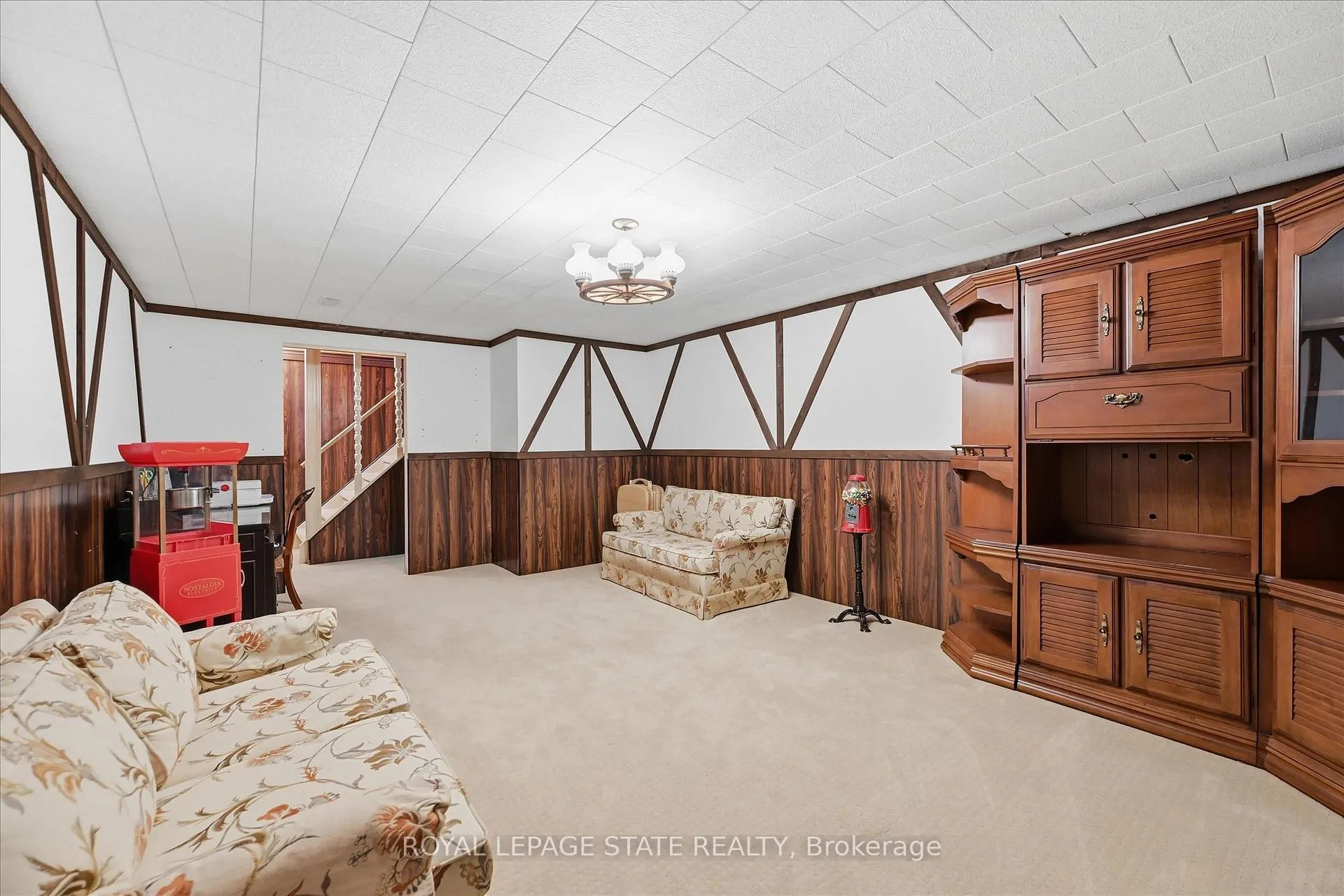 Photo 26 of 2192 Ireland Drive, Burlington, Mountainside — HOMEH