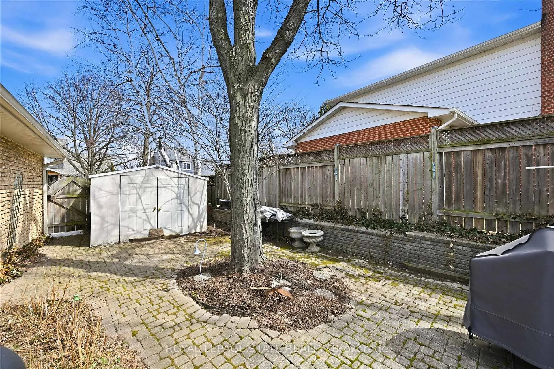 Photo 35 of 2192 Ireland Drive, Burlington, Mountainside — HOMEH