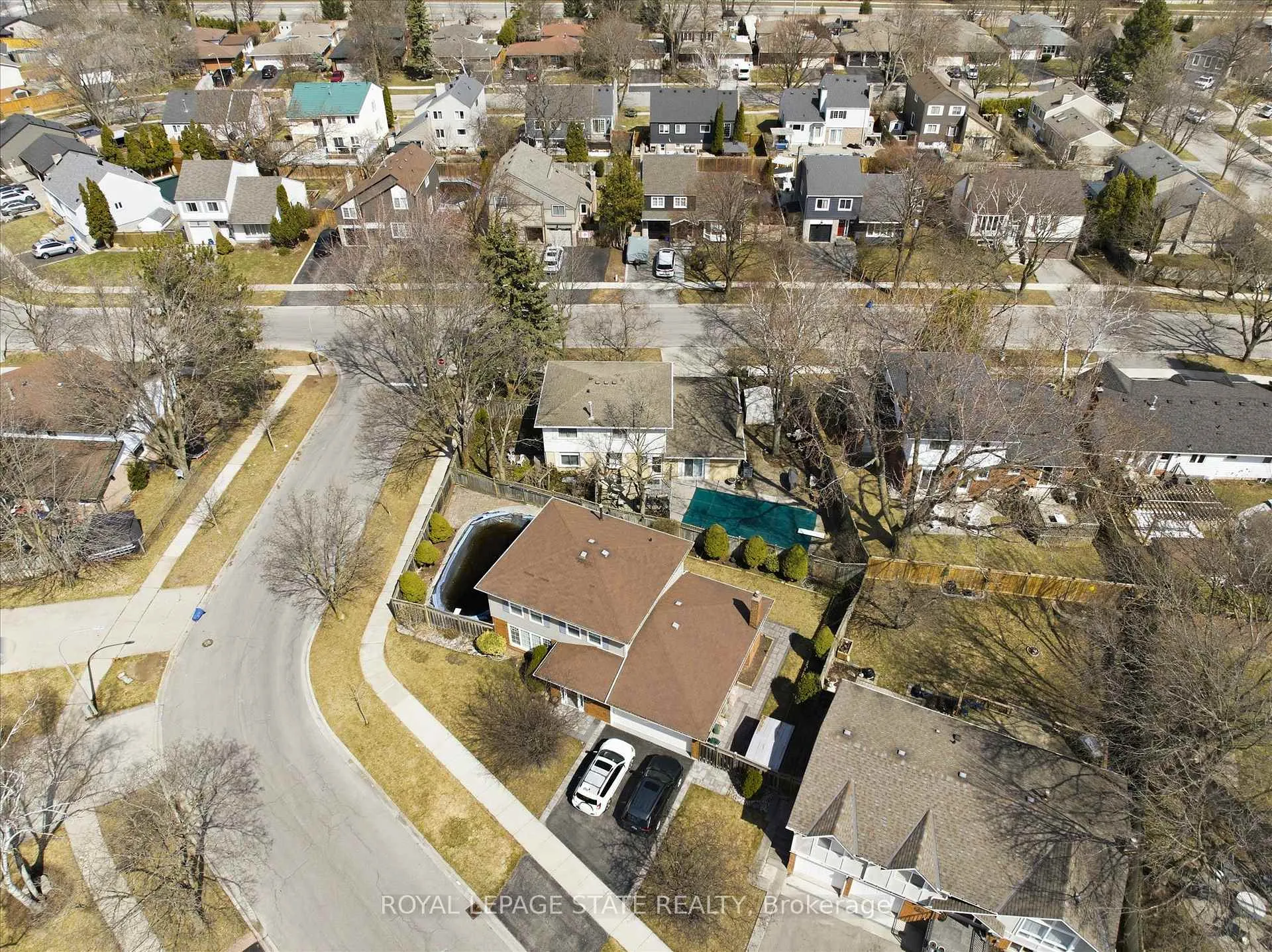 Photo 38 of 2192 Ireland Drive, Burlington, Mountainside — HOMEH