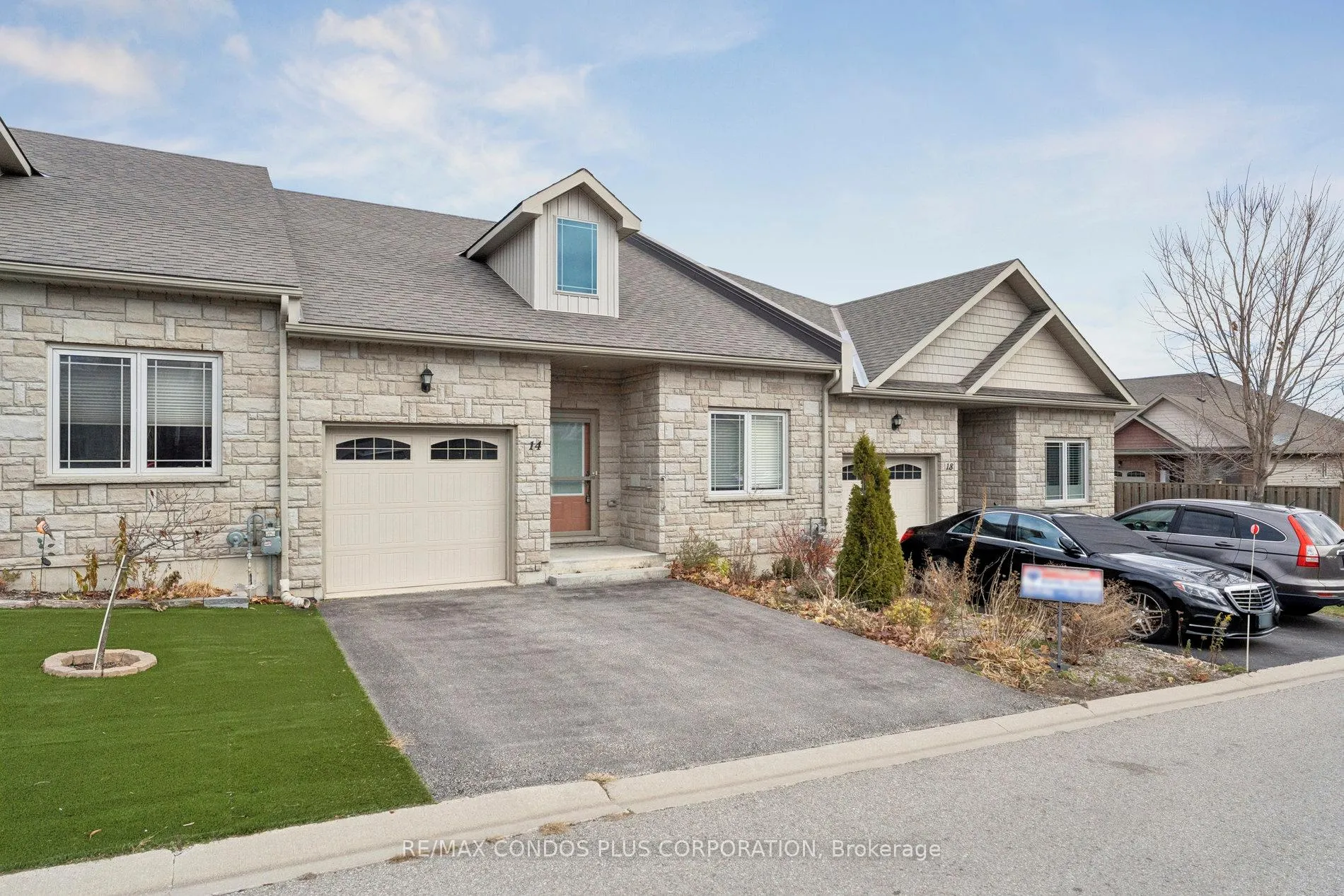 Photo 2 of 14 Danny Drive, Orillia — HOMEH