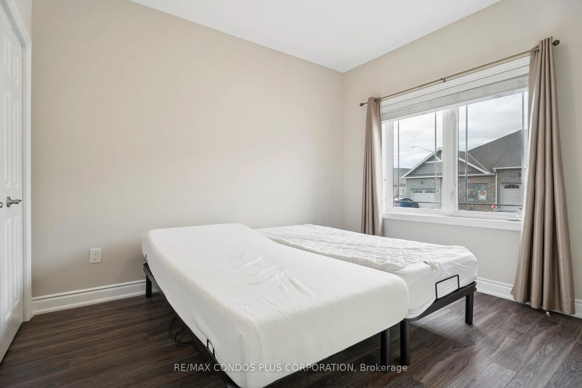 Photo 8 of 14 Danny Drive, Orillia — HOMEH
