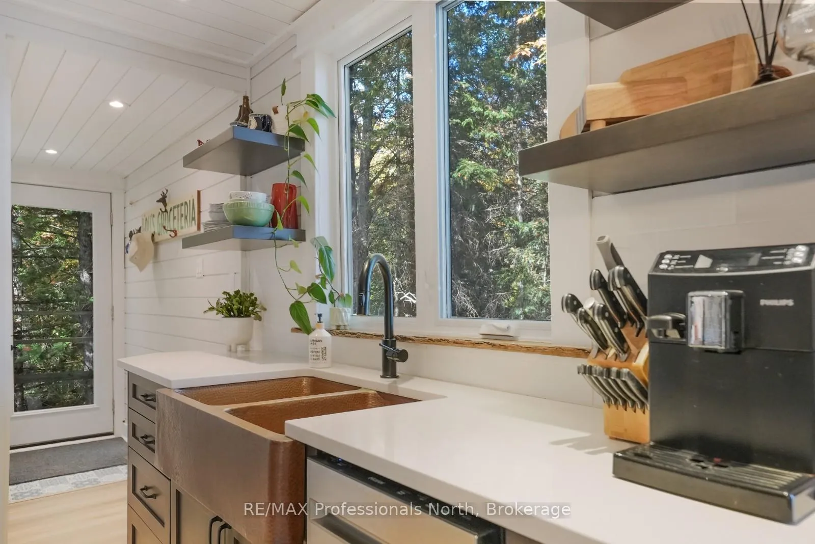 Photo 16 of 1005 Osgoode Road, Minden Hills, Minden — HOMEH
