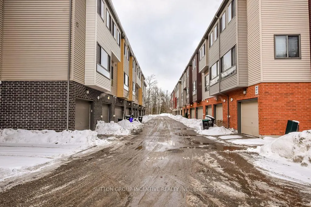 Photo 13 of Unit 41, 369 Essa Road, Barrie, Holly — HOMEH