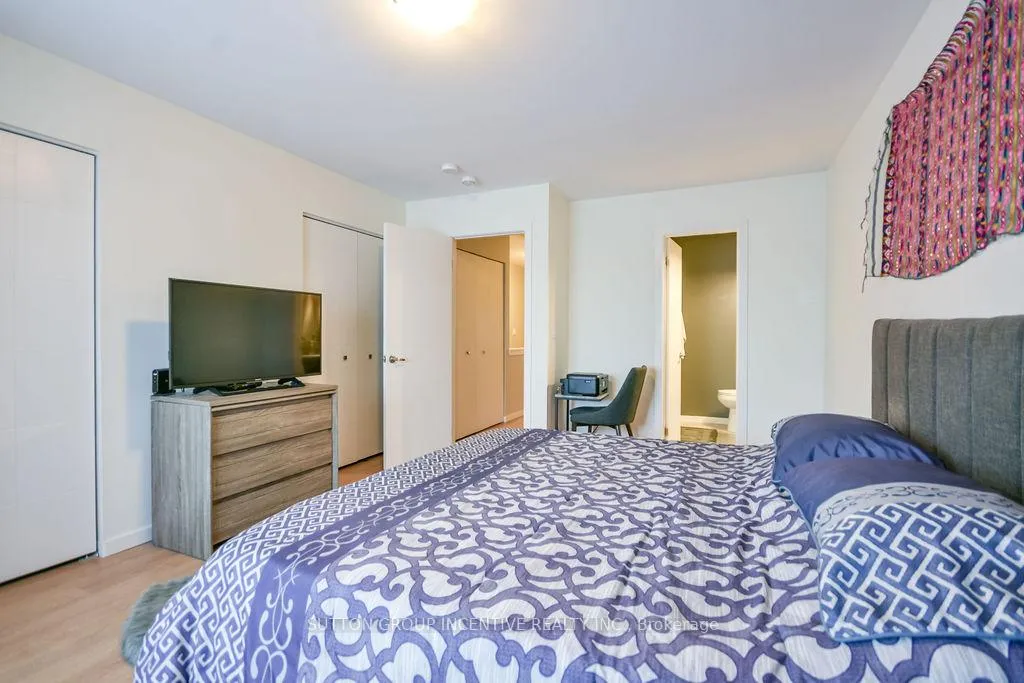 Photo 45 of Unit 41, 369 Essa Road, Barrie, Holly — HOMEH