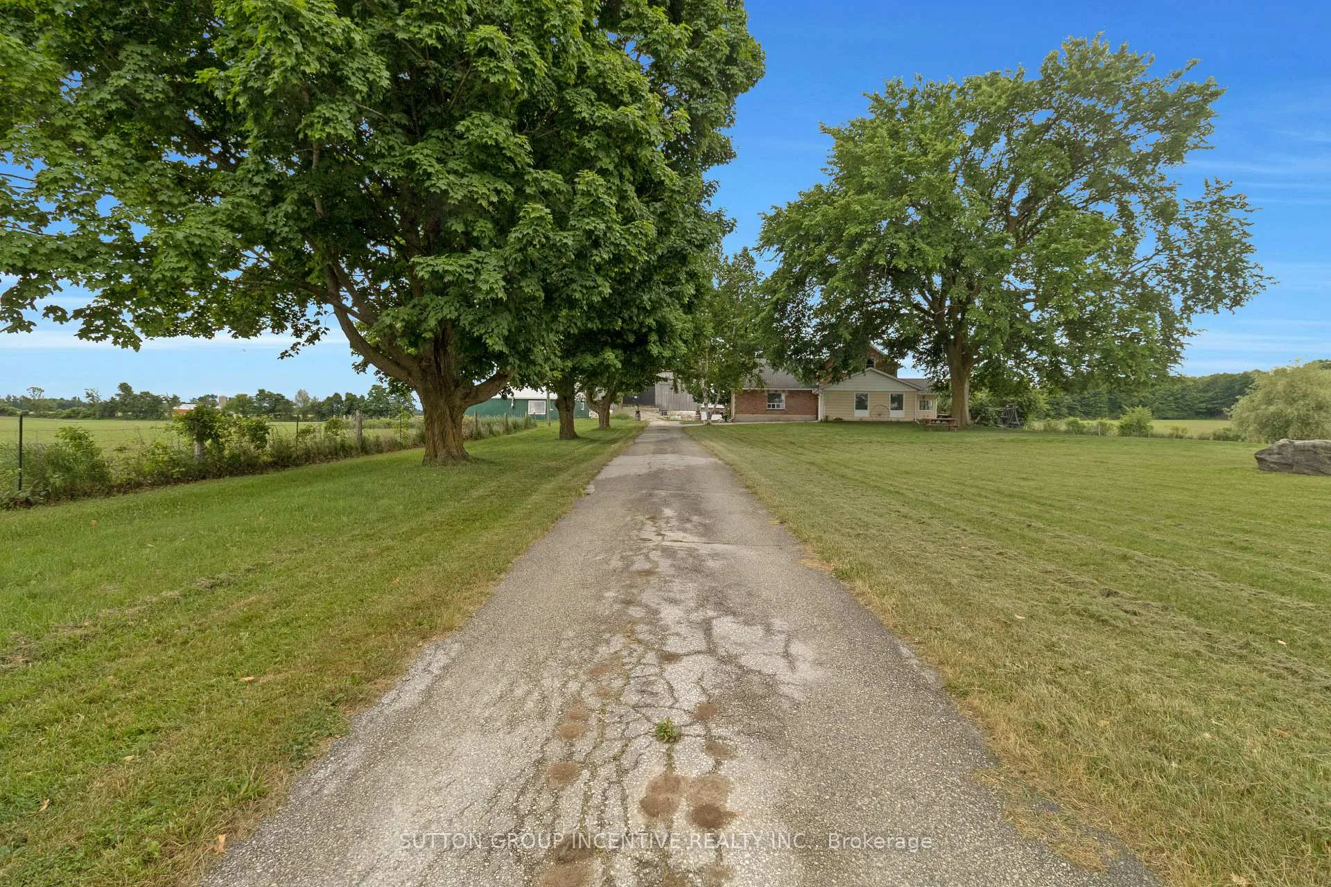 Photo 8 of 6511 21/22 Nottawasaga Side Road, Clearview, Rural Clearview — HOMEH