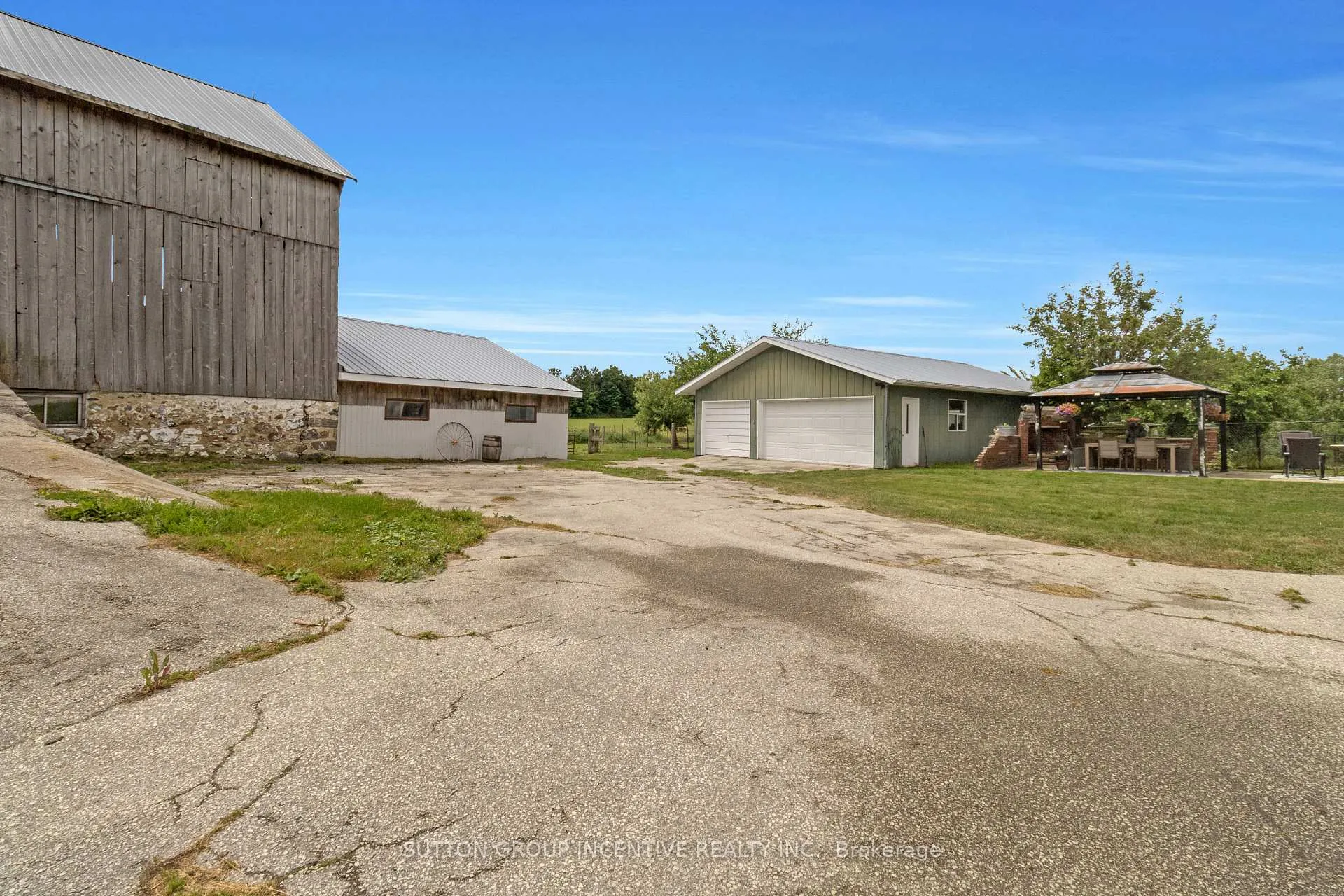 Photo 12 of 6511 21/22 Nottawasaga Side Road, Clearview, Rural Clearview — HOMEH